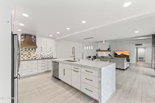 7258 E Loma Ln, Scottsdale, AZ 85258 - Photo 11