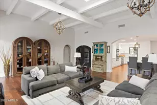 6333 N Scottsdale Rd, Scottsdale, AZ 85250 - Photo 5