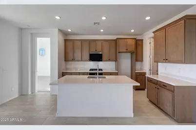 28893 N 172nd Drive, Surprise, AZ 85387 - Photo 3