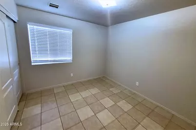 8585 W Santa Cruz Boulevard, Arizona City, AZ 85123 - Photo 17