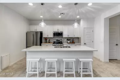 14180 W Bronco Trail, Surprise, AZ 85387 - Photo 17