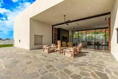 4905 E White Gates Drive, Phoenix, AZ 85018 - Photo 23