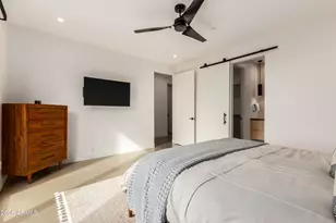 4905 E White Gates Dr, Phoenix, AZ 85018 - Photo 35