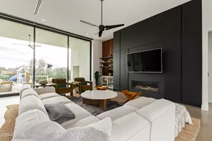 4905 E White Gates Dr, Phoenix, AZ 85018 - Photo 19