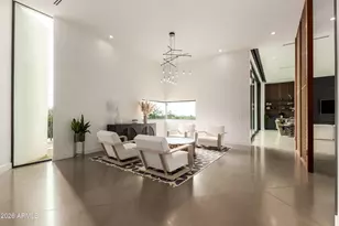 4905 E White Gates Dr, Phoenix, AZ 85018 - Photo 7