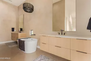 4905 E White Gates Dr, Phoenix, AZ 85018 - Photo 27