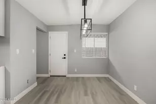 3619 W Griswold Rd, Phoenix, AZ 85051 - Photo 15