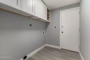 3619 W Griswold Rd, Phoenix, AZ 85051 - Photo 37