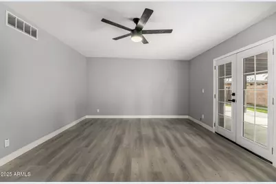 3619 W Griswold Road, Phoenix, AZ 85051 - Photo 9