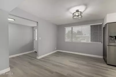 3619 W Griswold Road, Phoenix, AZ 85051 - Photo 9