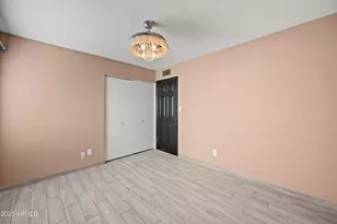 4046 E Hidalgo Ave, Phoenix, AZ 85040 - Photo 27