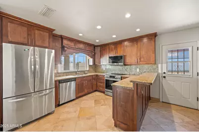 4046 E Hidalgo Avenue, Phoenix, AZ 85040 - Photo 17