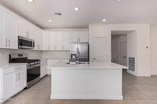 20357 W Hillcrest Blvd, Buckeye, AZ 85396 - Photo 11