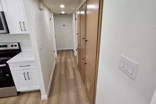 6219 W Citrus Way, Glendale, AZ 85301 - Photo 11