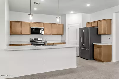 18485 N Foxtail Drive, Maricopa, AZ 85138 - Photo 7