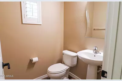 21249 N 36th Place, Phoenix, AZ 85050 - Photo 13