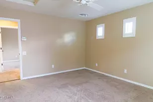 21249 N 36th Pl, Phoenix, AZ 85050 - Photo 25