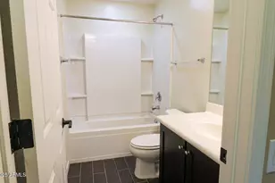 21249 N 36th Pl, Phoenix, AZ 85050 - Photo 23