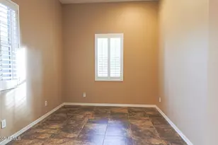 21249 N 36th Pl, Phoenix, AZ 85050 - Photo 9