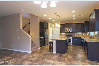 21249 N 36th Place, Phoenix, AZ 85050 - Photo 5