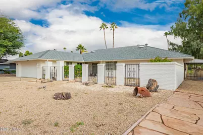 10102 W Concho Circle, Sun City, AZ 85373 - Photo 3