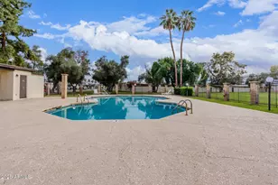 2612 S Azalea Dr, Tempe, AZ 85282 - Photo 33