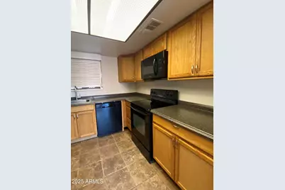 11666 N 28th Drive #Unit 394, Phoenix, AZ 85029 - Photo 9