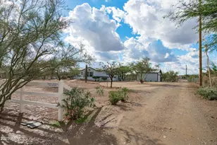 38644 N 12th St, Phoenix, AZ 85086 - Photo 3