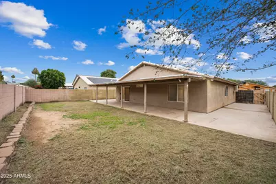 9018 W Cambridge Avenue, Phoenix, AZ 85037 - Photo 23