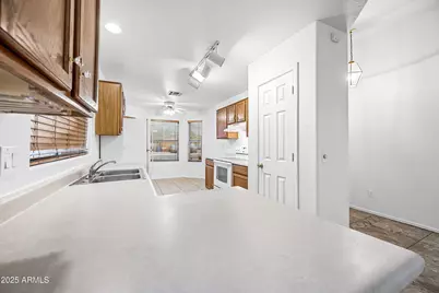 9018 W Cambridge Avenue, Phoenix, AZ 85037 - Photo 7
