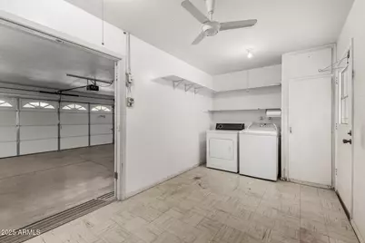 10403 W Floriade Drive, Sun City, AZ 85351 - Photo 27