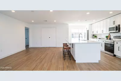 14044 N Cameo Drive, Sun City, AZ 85351 - Photo 5