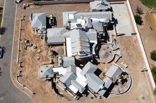 3152 S Penrose Ct, Gilbert, AZ 85295 - Photo 9