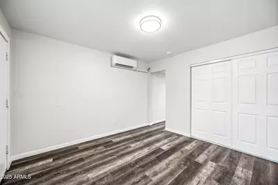3025 N 32nd Street #10, Phoenix, AZ 85018 - Photo 5