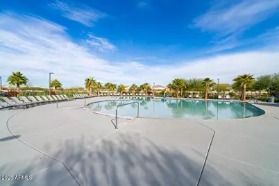 8811 W Denton Lane, Glendale, AZ 85305 - Photo 23