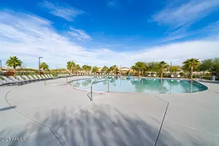 8811 W Denton Ln, Glendale, AZ 85305 - Photo 23