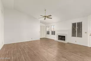 10648 W Runion Dr, Peoria, AZ 85382 - Photo 9