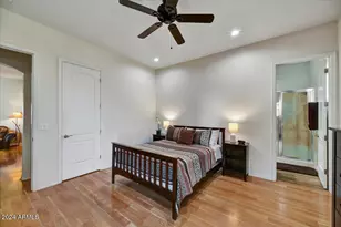 412 E Yearling Rd, Phoenix, AZ 85085 - Photo 23