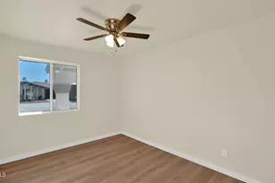 3430 E Poinsettia Dr, Phoenix, AZ 85028 - Photo 17