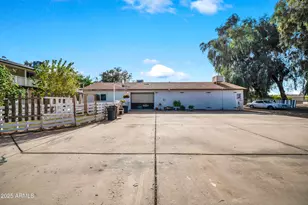 7402 N 175th Ave, Waddell, AZ 85355 - Photo 35