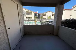 10610 S 48th St, Phoenix, AZ 85044 - Photo 7