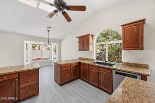 8438 S Maple Ave, Tempe, AZ 85284 - Photo 11