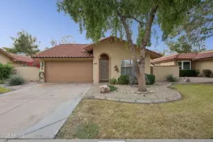 12214 S Shoshoni Dr, Phoenix, AZ 85044 - Photo 1