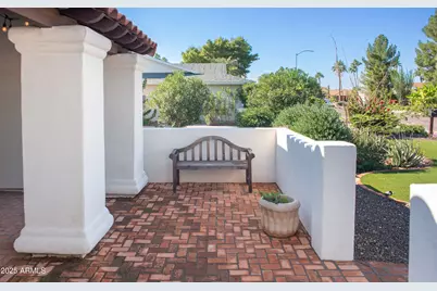 7551 E Gold Dust Avenue, Scottsdale, AZ 85258 - Photo 3