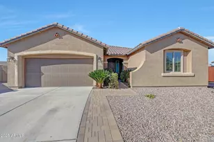 16040 W Desert Flower Dr, Goodyear, AZ 85395 - Photo 3