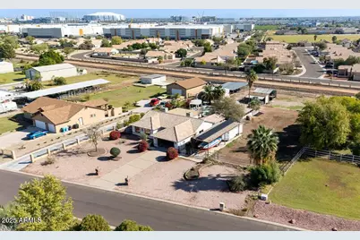 5555 N 105th Lane, Glendale, AZ 85307 - Photo 1