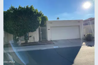 1927 E Linger Lane, Phoenix, AZ 85020 - Photo 1