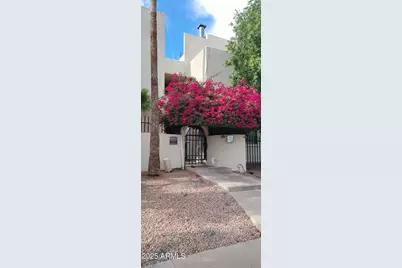 4330 N 5th Avenue #211, Phoenix, AZ 85013 - Photo 1