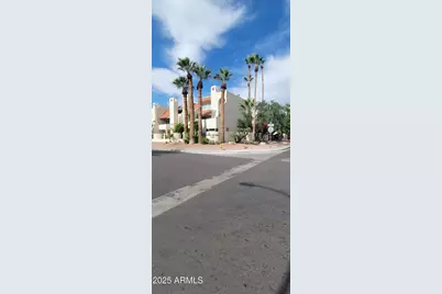4330 N 5th Avenue #211, Phoenix, AZ 85013 - Photo 3