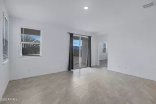 12565 W Levi Dr, Avondale, AZ 85323 - Photo 9